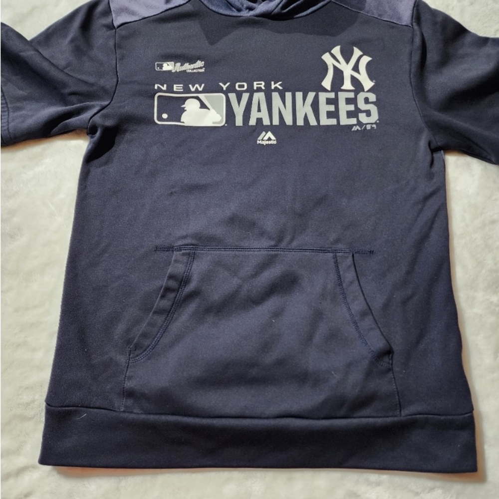 Mens New York Yankees Hooded Sweatshirt - Picture 8 of 8